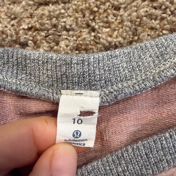 Lululemon - Picture 2 of 6
